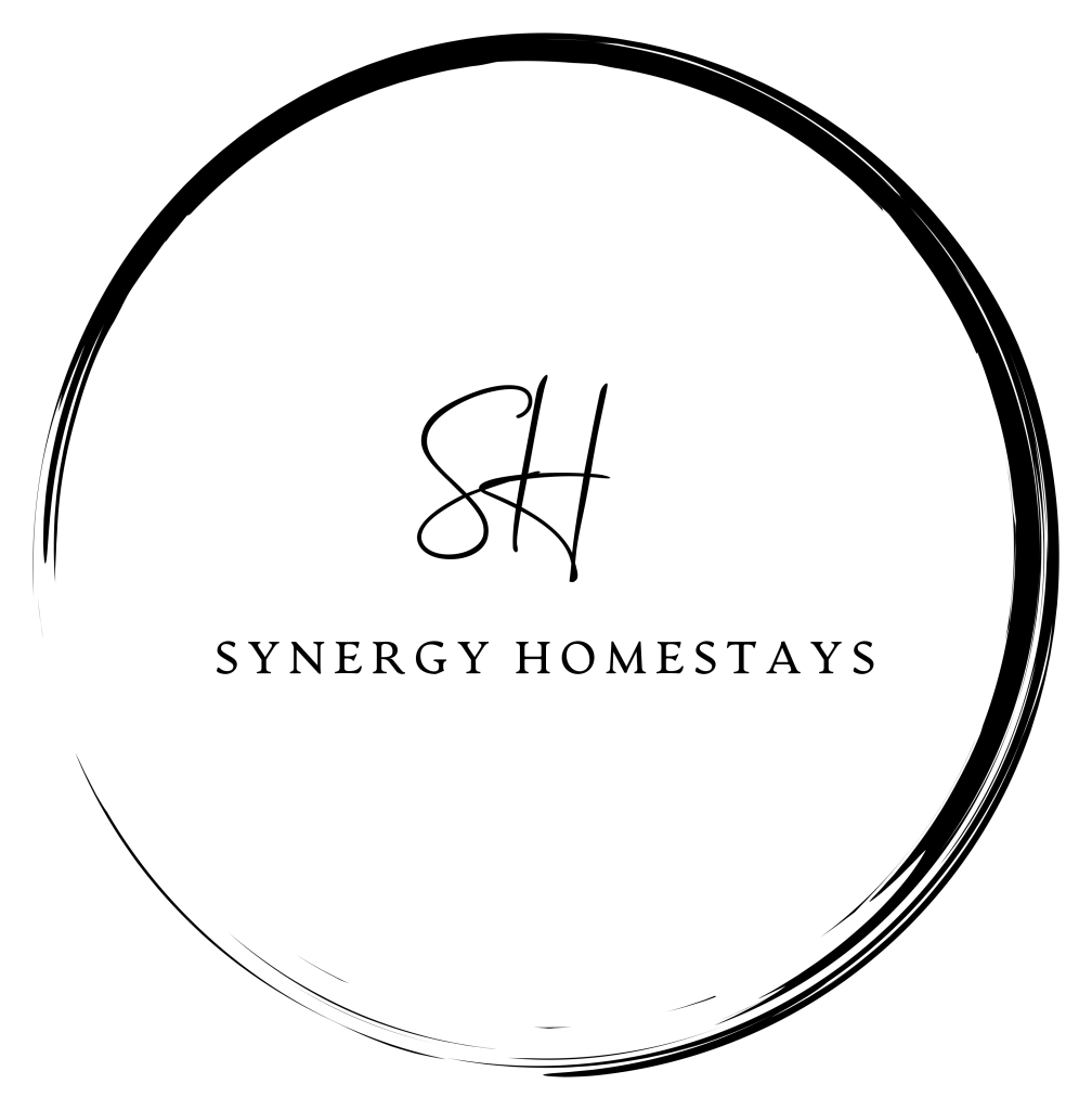 synergy homestays logo